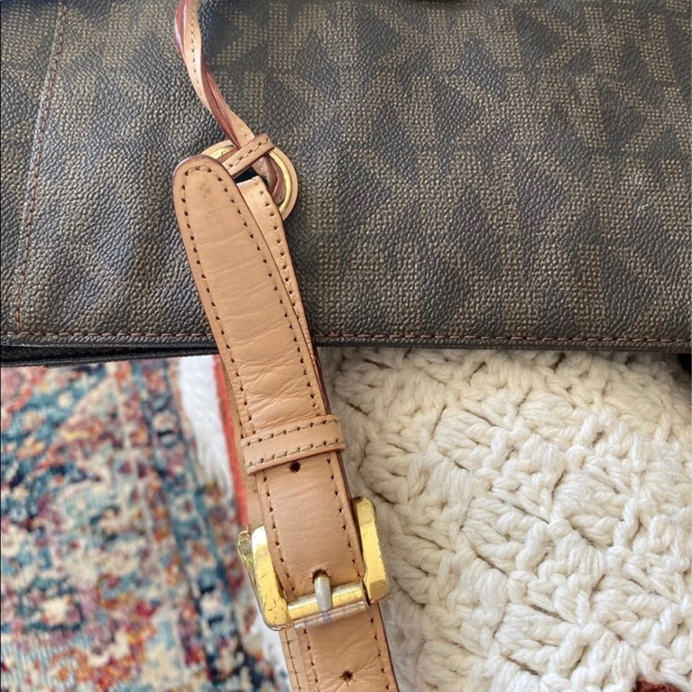 Michael Kors - Picture 5 of 7